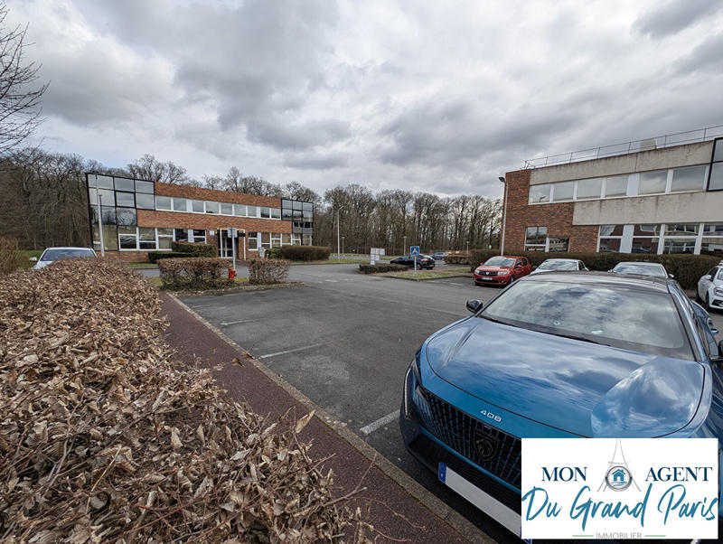 Bureau - 180 m² - 7 pièces