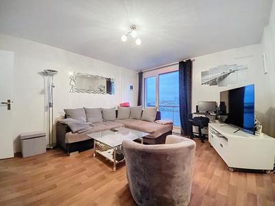 Appartement - 80 m² - 3 pièces