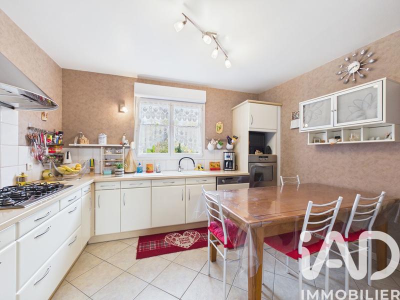 Maison - 103 m² - 5 pièces