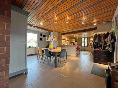 Maison - 153 m² - 6 pièces