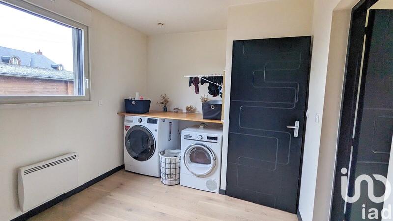 Maison - 143 m² - 7 pièces