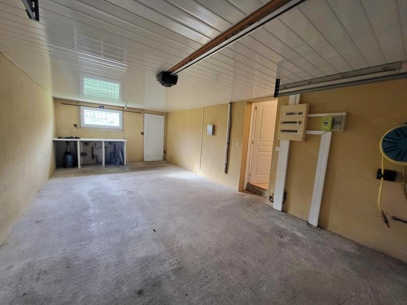 Maison - 126 m² - 9 pièces