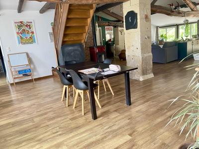 Maison de village - 300 m² - 8 pièces
