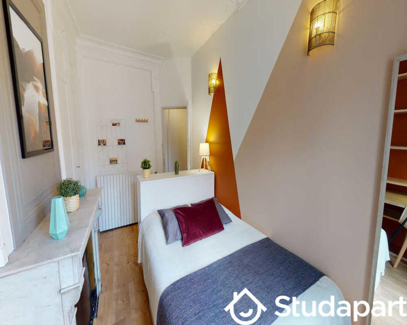 Chambre - 65 m² - 1 pièce