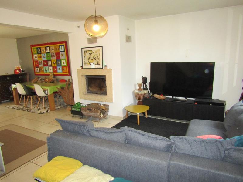 Maison - 104 m² - 5 pièces