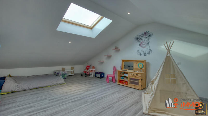 Appartement - 86 m² - 4 pièces