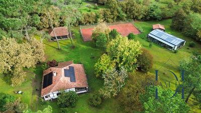 Maison ancienne - 160 m² - 9 pièces