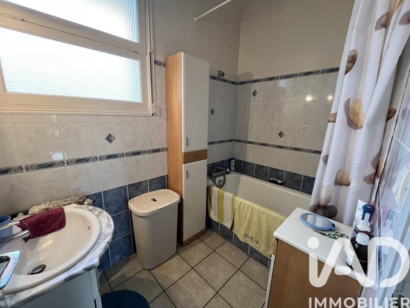 Maison - 95 m² - 5 pièces