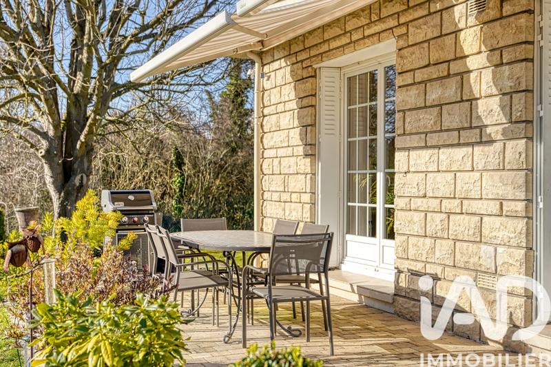 Maison - 200 m² - 8 pièces