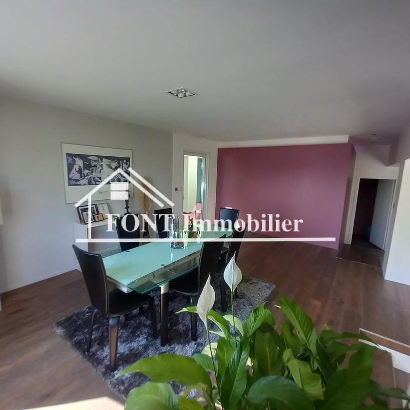 Maison - 338 m² - 8 pièces