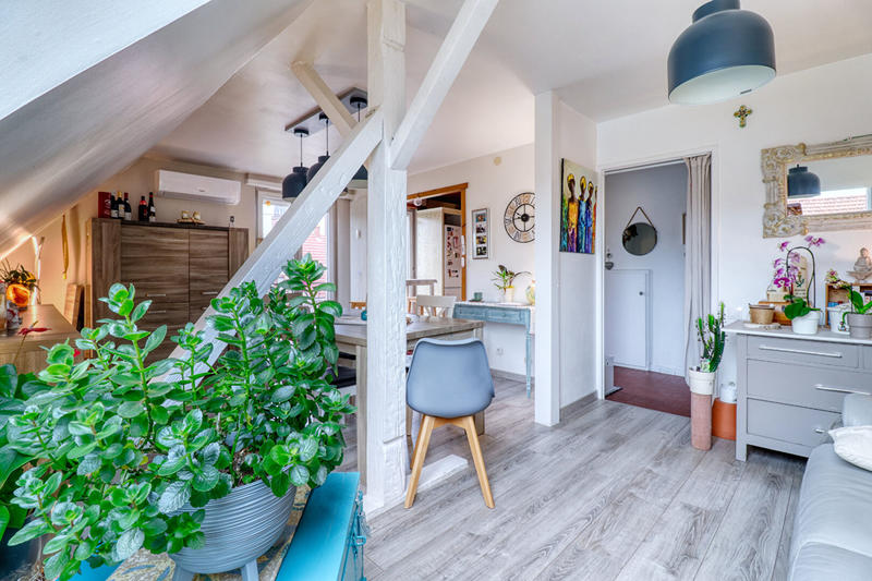 Appartement - 95 m² - 4 pièces