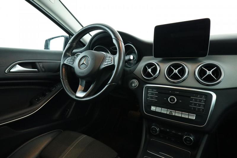 Mercedes Gla 200 d Sensation 7g-Dct 136 ch