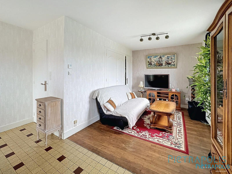 Maison - 128 m² - 7 pièces