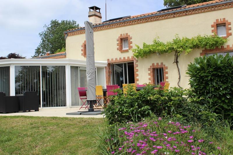 Maison - 252 m² - 8 pièces
