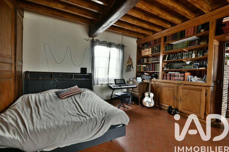 Maison - 222 m² - 6 pièces