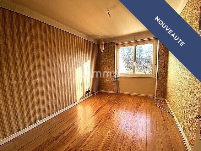 Maison - 286 m² - 9 pièces