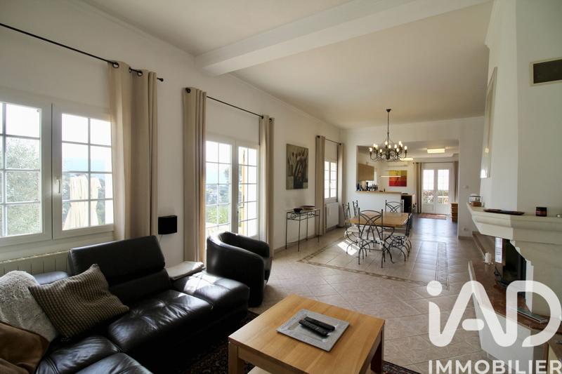 Maison - 186 m² - 6 pièces