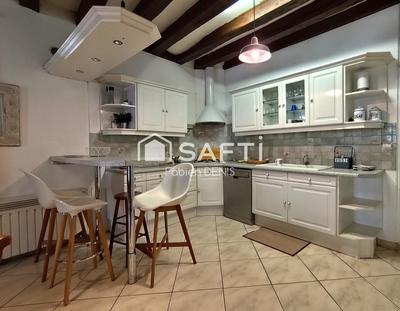 Maison - 111 m² - 6 pièces