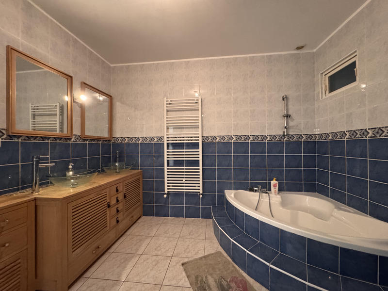 Maison - 145 m² - 5 pièces