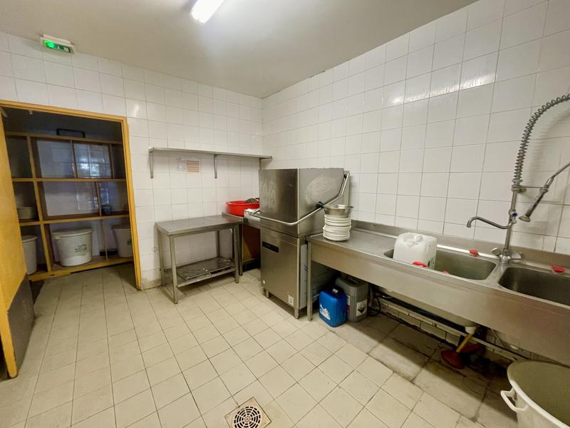 Local commercial - 600 m²