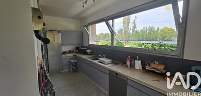 Maison de maîtres - 302 m² - 8 pièces