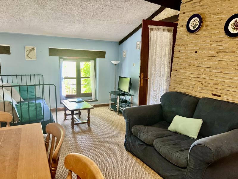 Appartement - 285 m² - 20 pièces