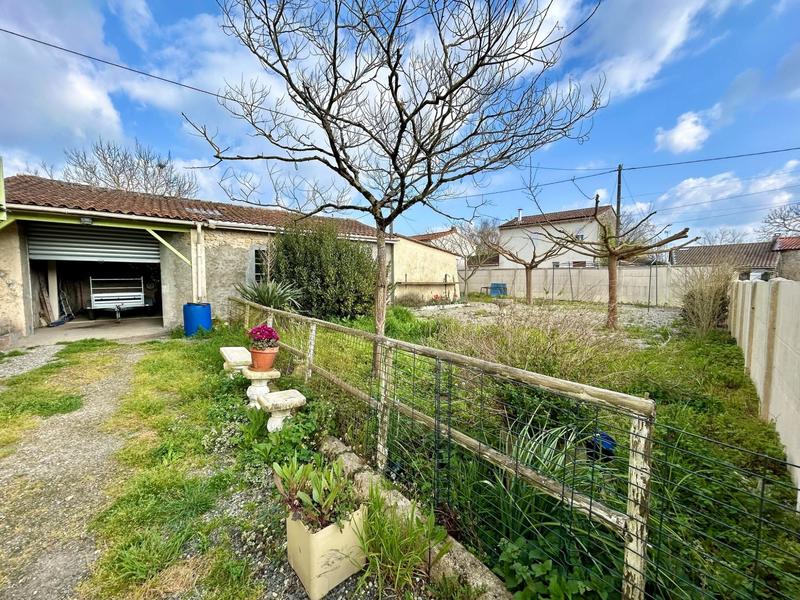 Maison - 187 m² - 9 pièces