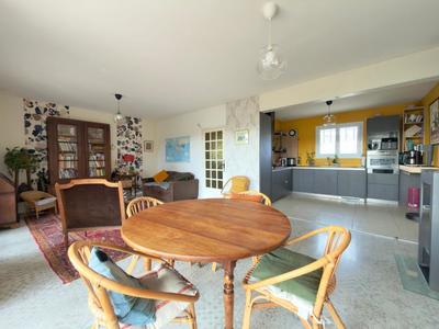 Maison - 117 m² - 5 pièces