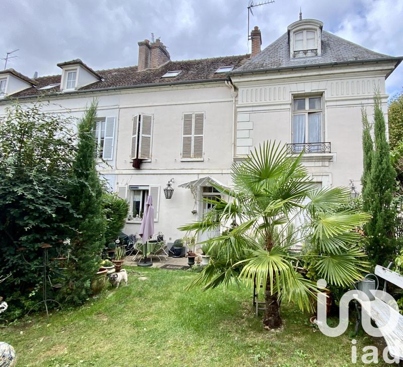 Maison - 184 m² - 8 pièces