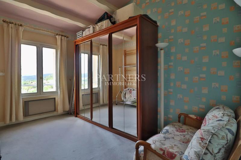 Maison - 178 m² - 7 pièces