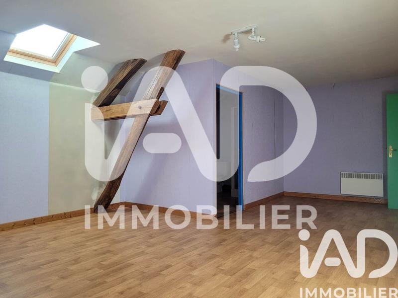 Maison - 317 m² - 8 pièces