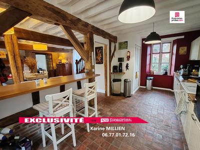 Maison - 240 m² - 8 pièces