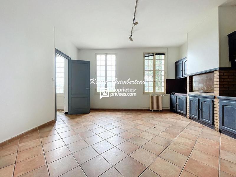 Maison - 200 m² - 9 pièces