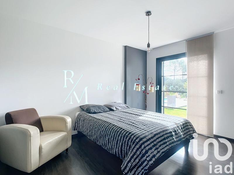 Maison de maîtres - 265 m² - 10 pièces