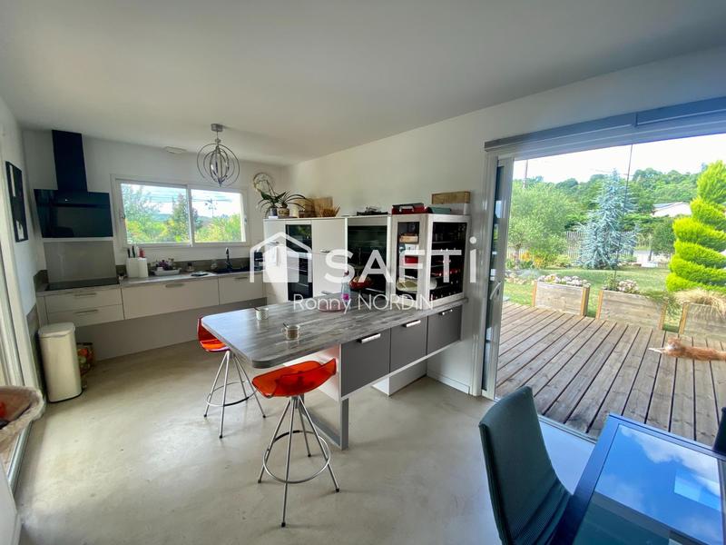 Maison - 100 m² - 5 pièces