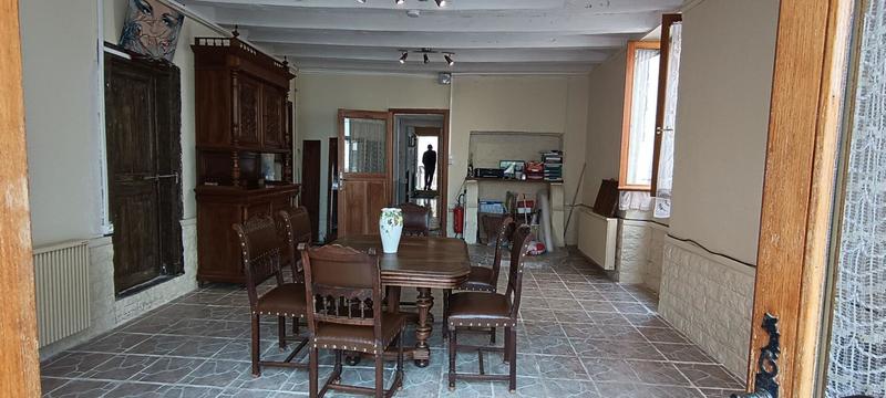 Maison - 180 m² - 6 pièces