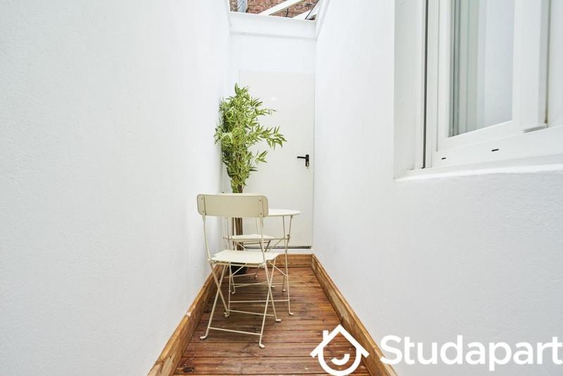 Chambre - 11 m² - 1 pièce