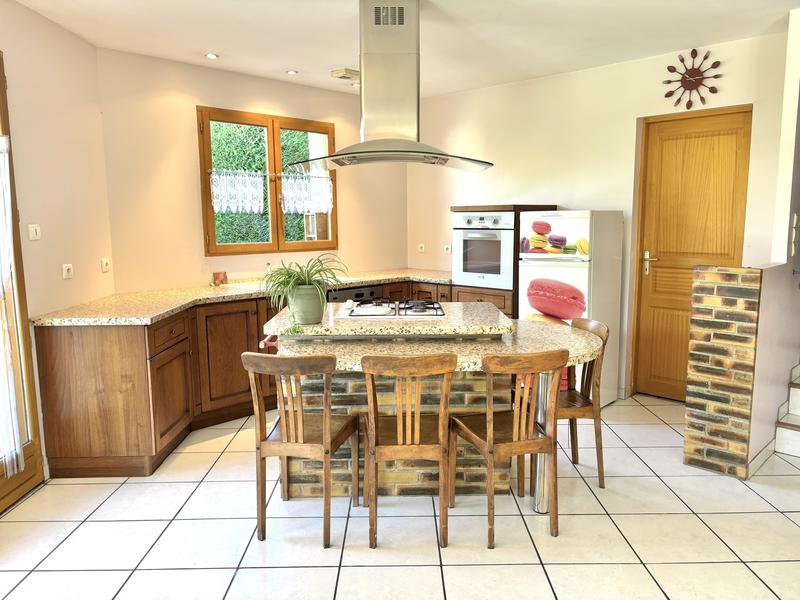 Maison - 120 m² - 6 pièces