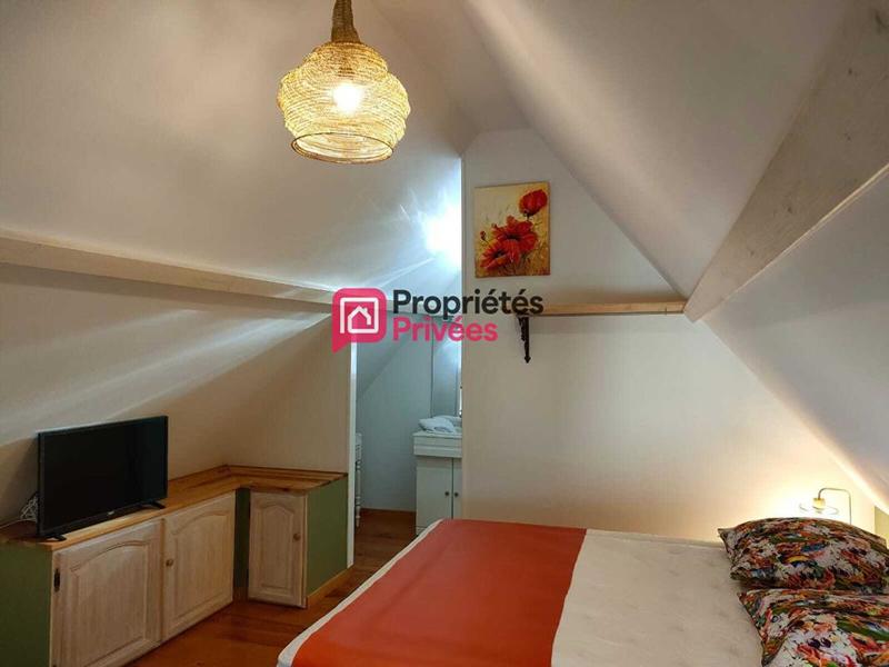 Maison - 274 m² - 12 pièces