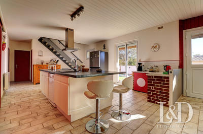 Maison - 173 m² - 8 pièces