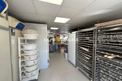 Fonds de commerce - Magasins - 123 m²