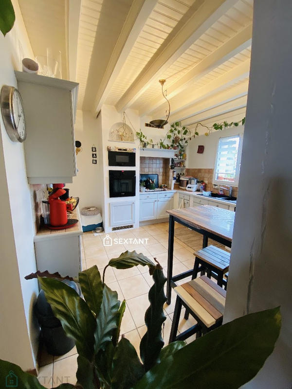 Maison - 95 m² - 5 pièces