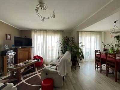 Appartement - 77 m² - 4 pièces