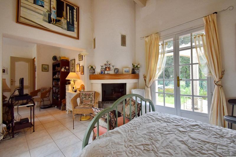 Maison - 195 m² - 7 pièces