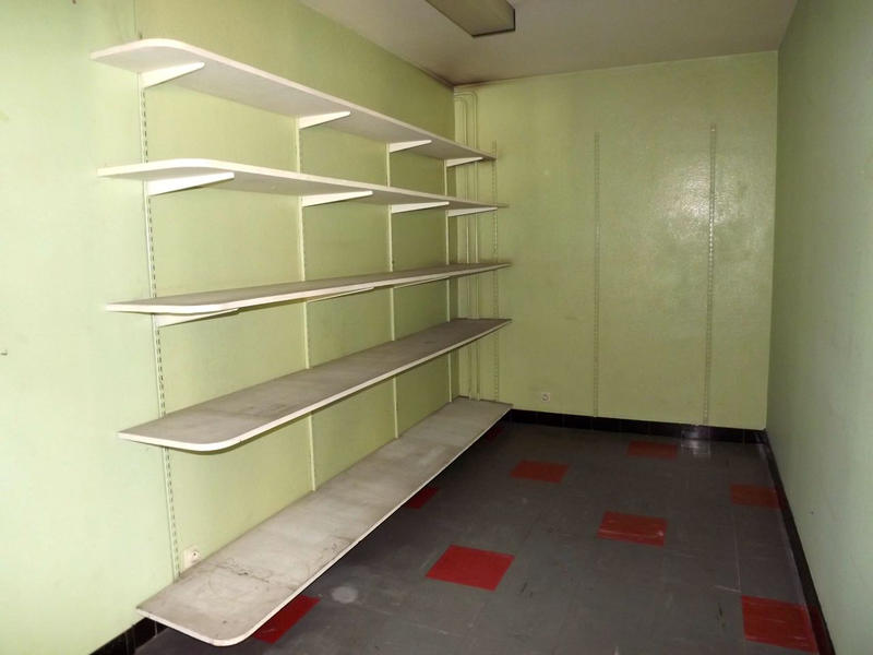 Local commercial - 820 m²