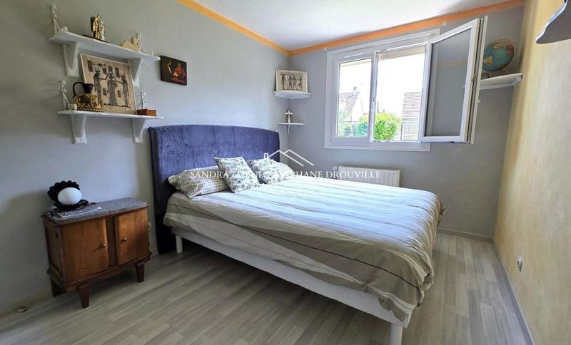 Maison - 189 m² - 8 pièces