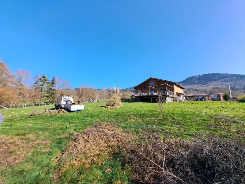 Maison - 140 m² - 4 pièces