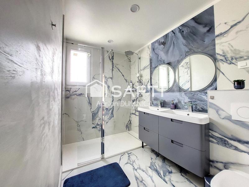 Maison - 194 m² - 8 pièces