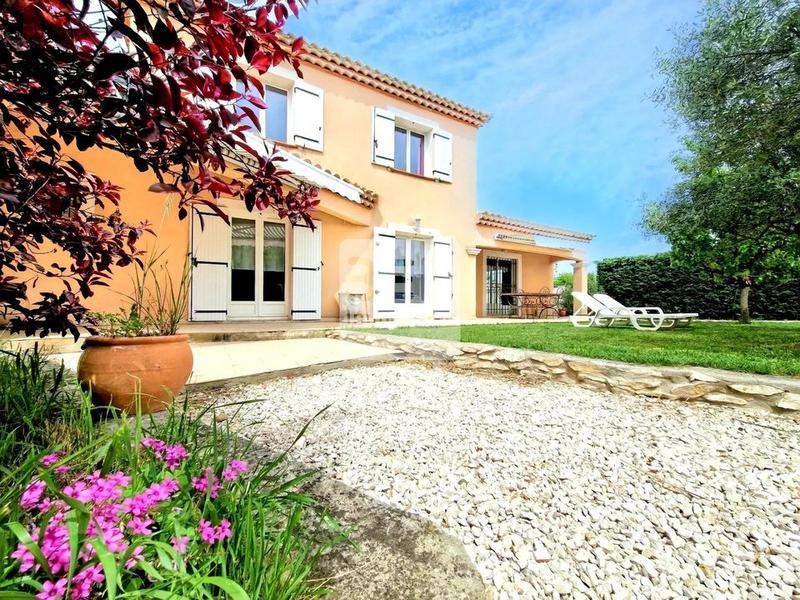 Maison - 170 m² - 6 pièces