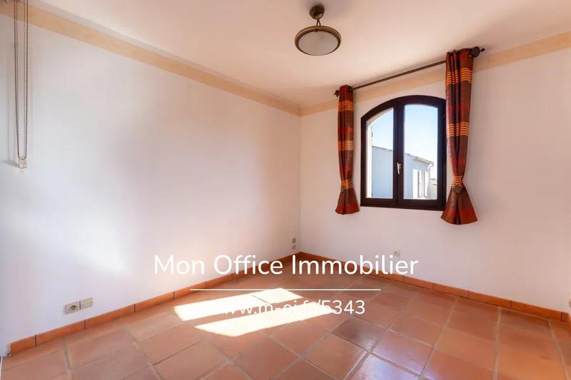 Maison - 188 m² - 8 pièces